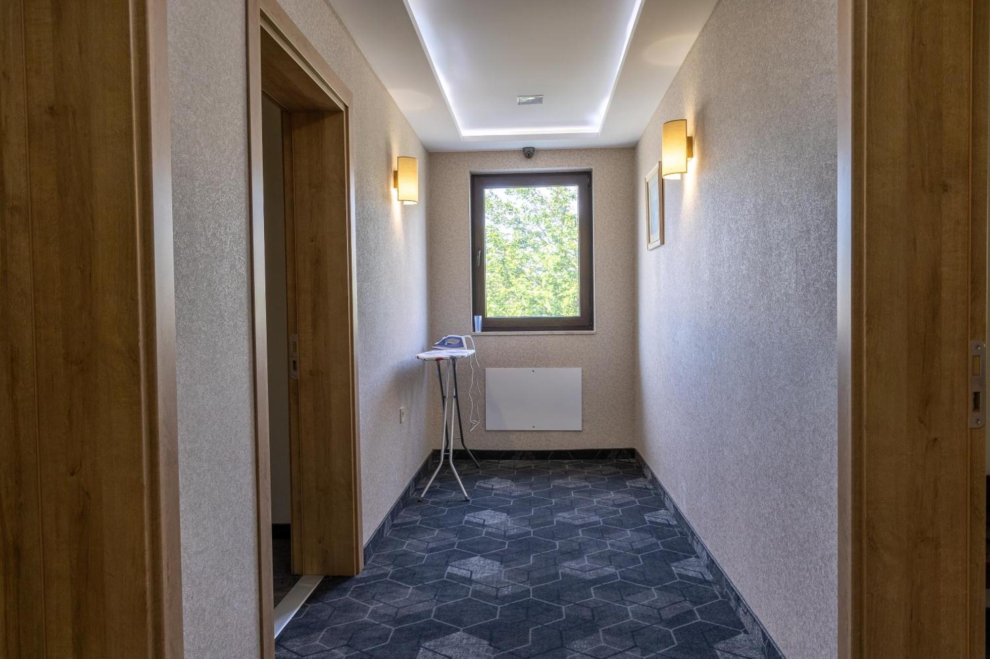 Hotel Domenic Free Parking Plovdiv Exterior foto